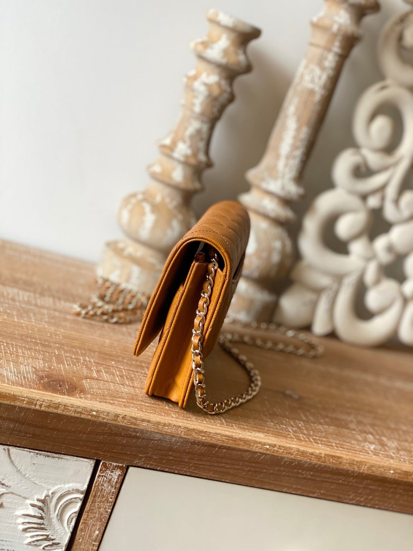 CC Classic Wallet On Chain Tan