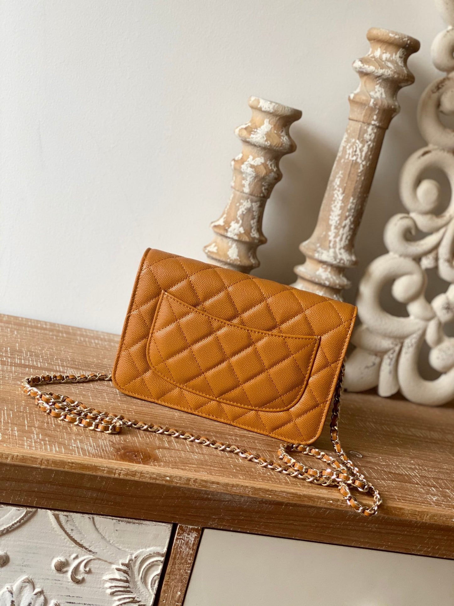 CC Classic Wallet On Chain Tan