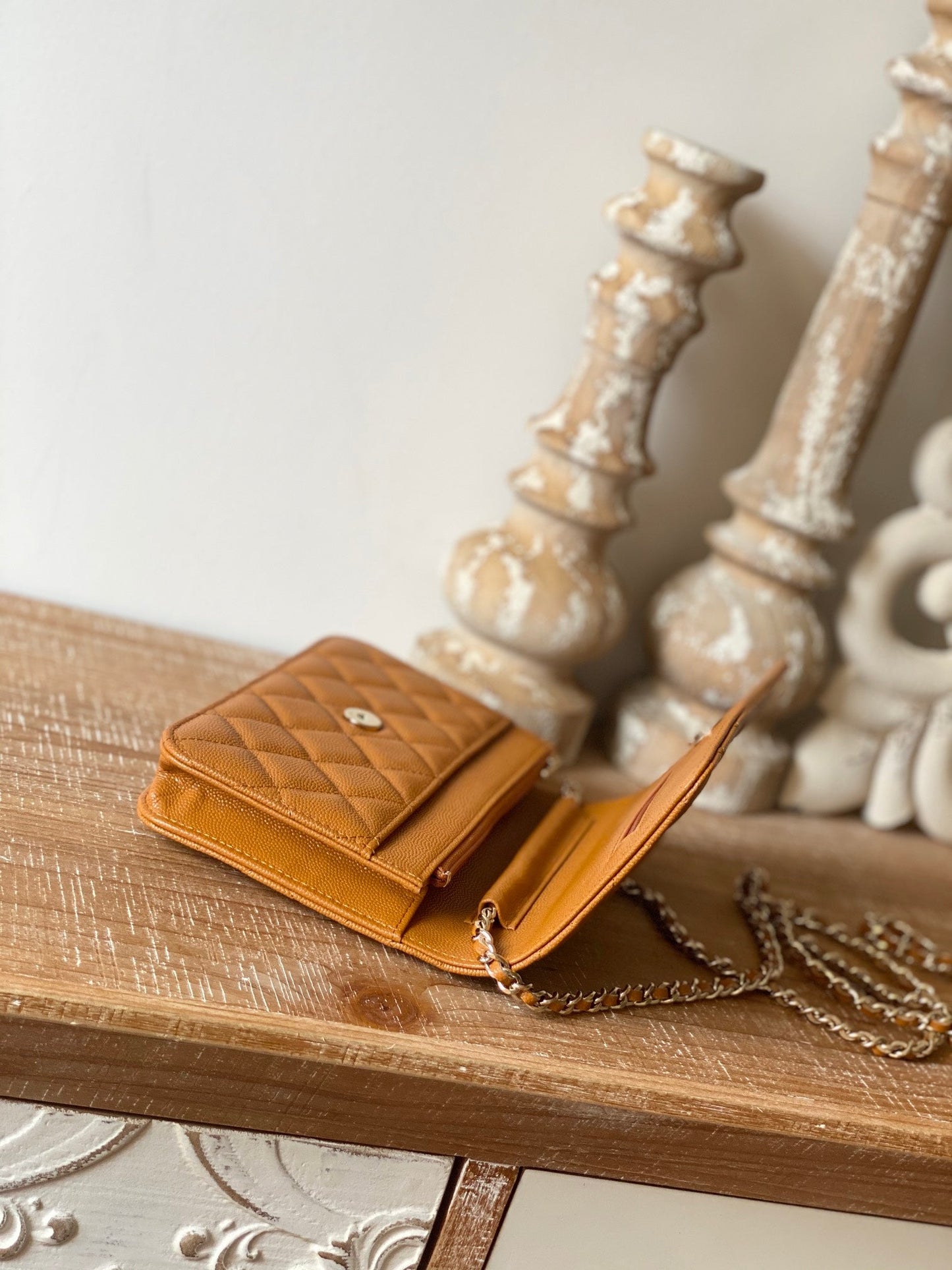 CC Classic Wallet On Chain Tan