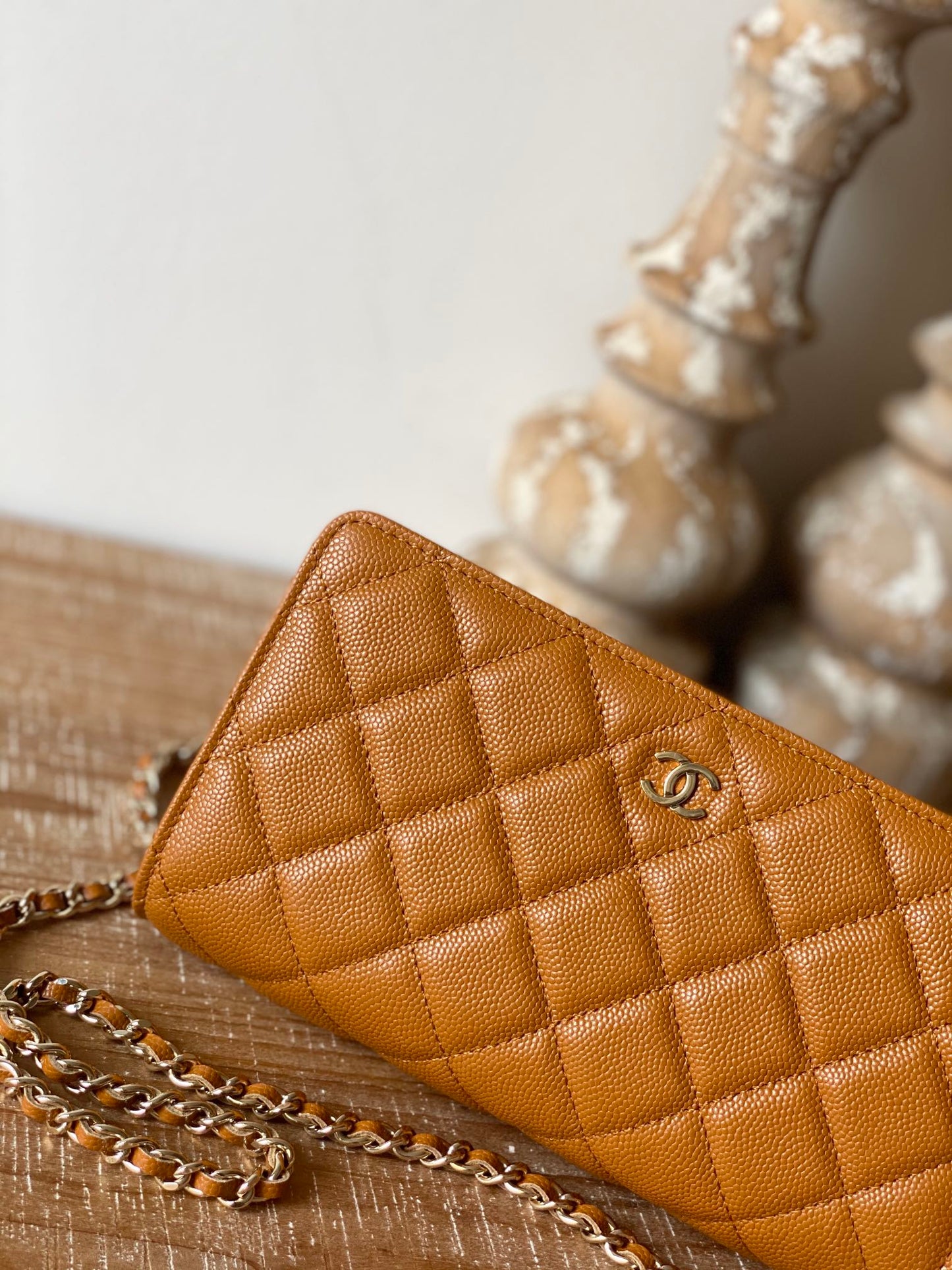 CC Classic Wallet On Chain Tan