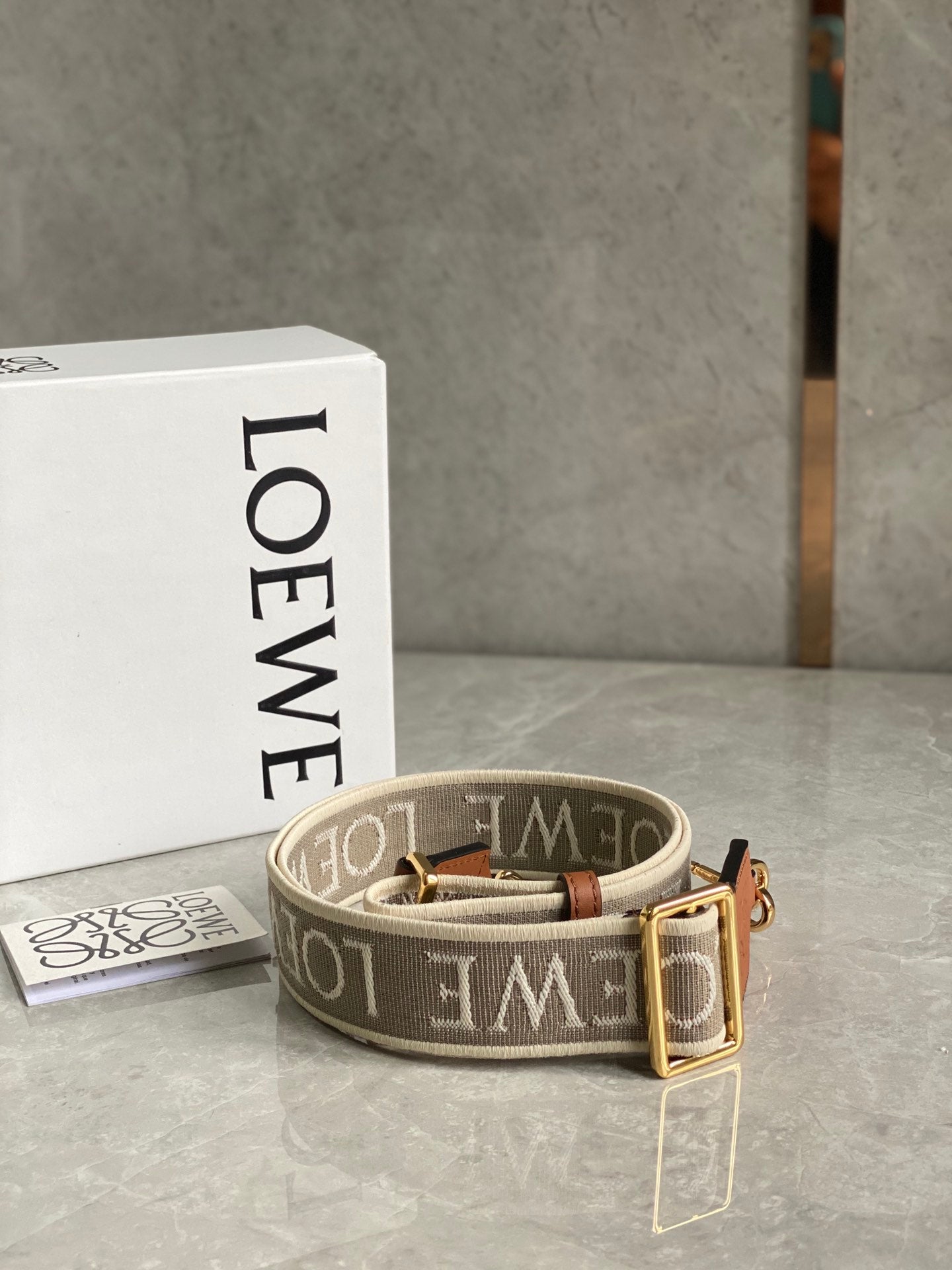 Anagram Wide Shoulder Strap Brown