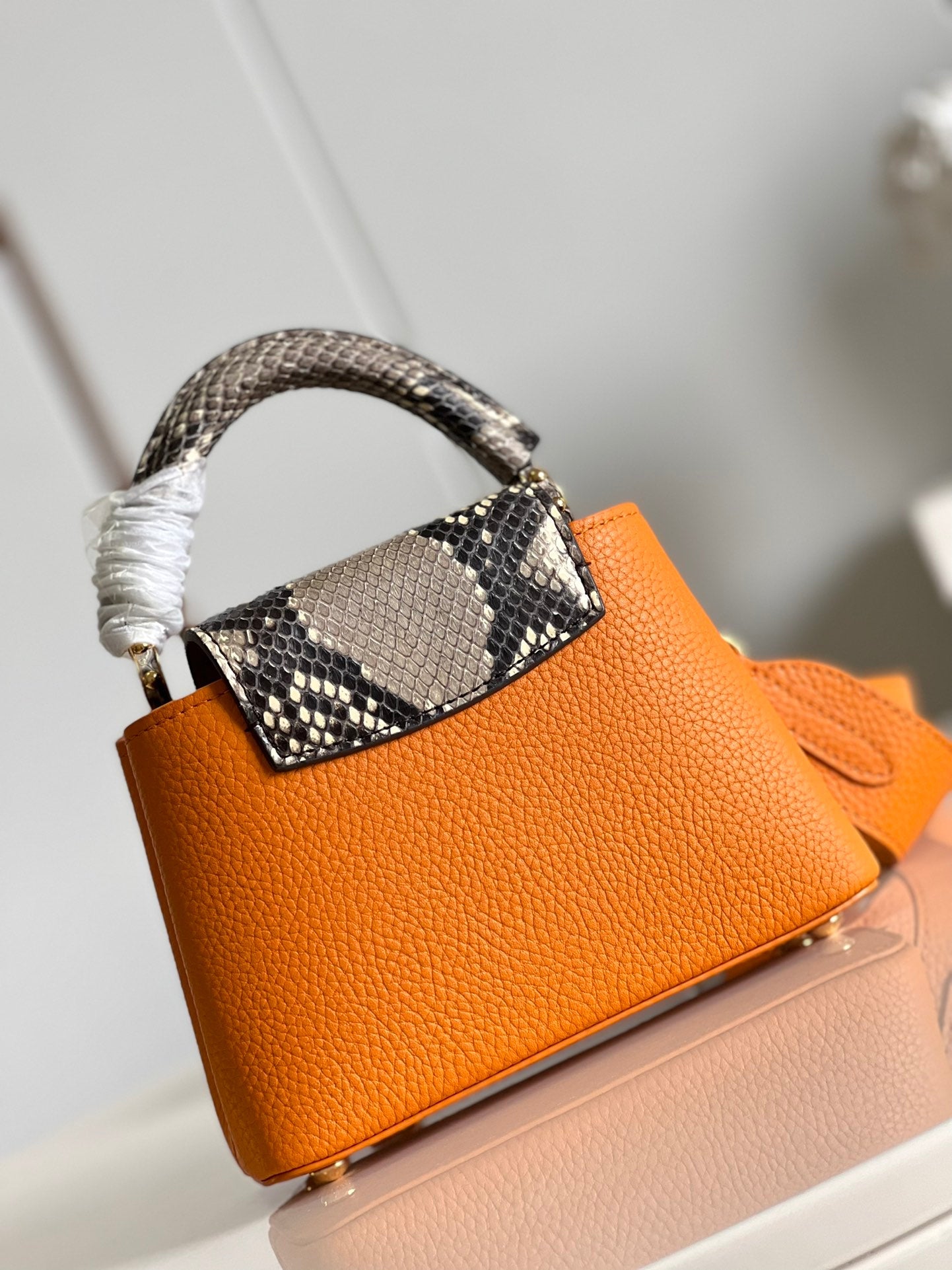 LV Capucines Mini Yellow Gold
