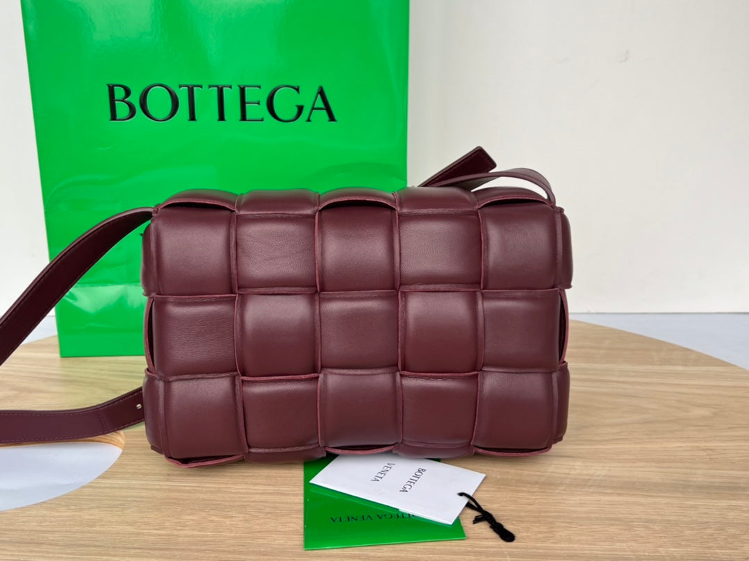BV Padded Cassette Burgundy