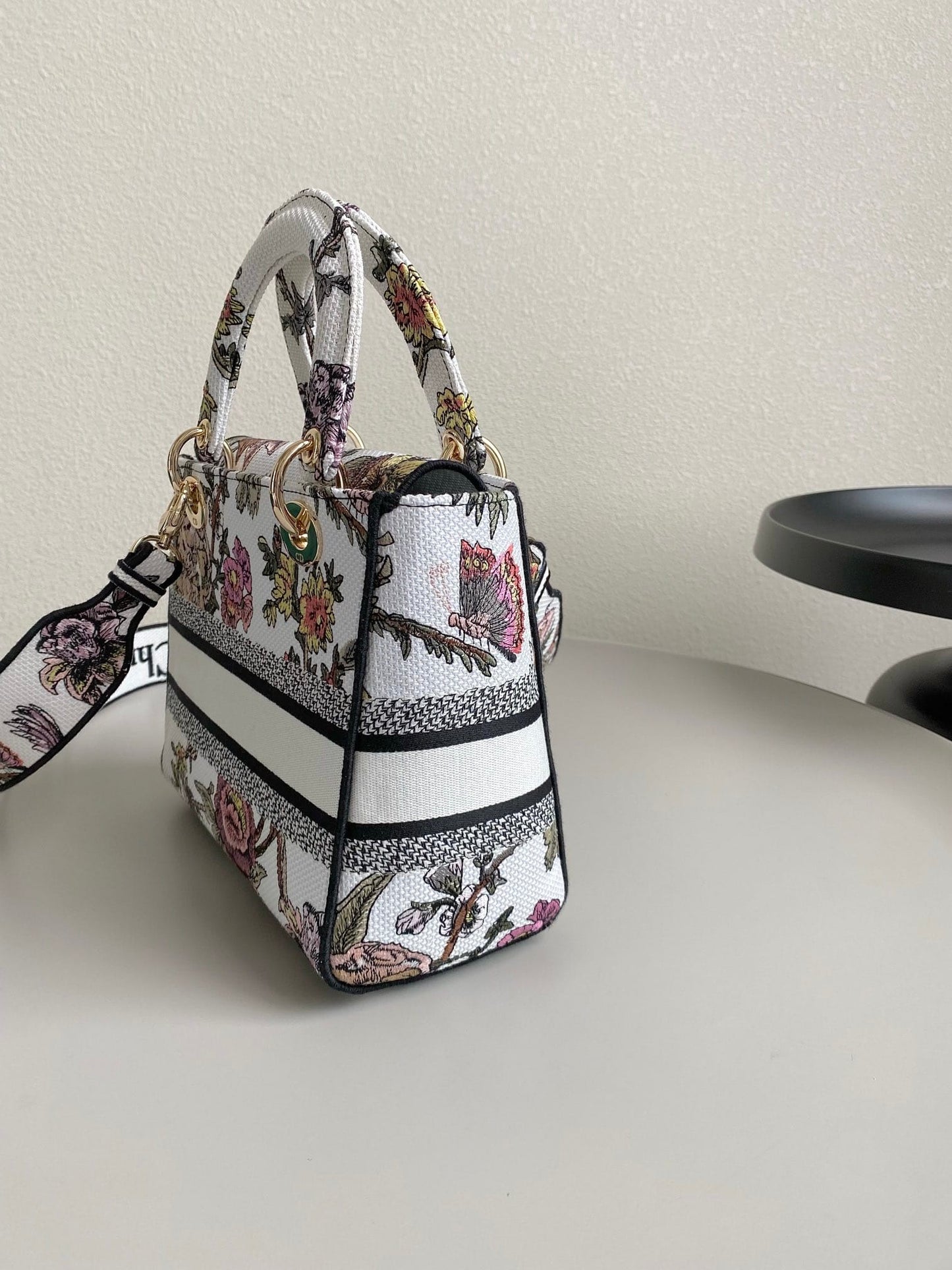 DIOR Medium Lady D-Lite Bag Multicolor Dior Jardin Botanique Embroidery