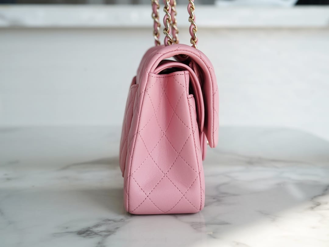 CC Classic Flap Bag Pink