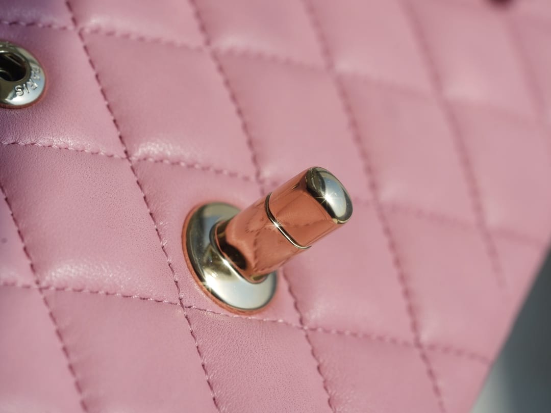 CC Classic Flap Bag Pink