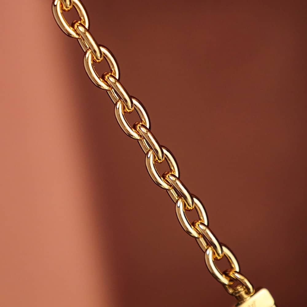 LOUIS VUITTON Wallet on Chain Ivy