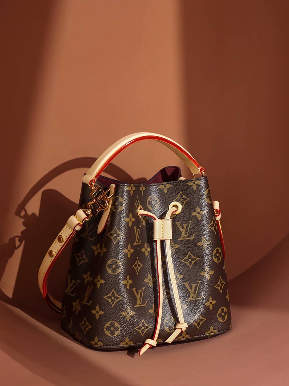 LV NéoNoé BB Monogram