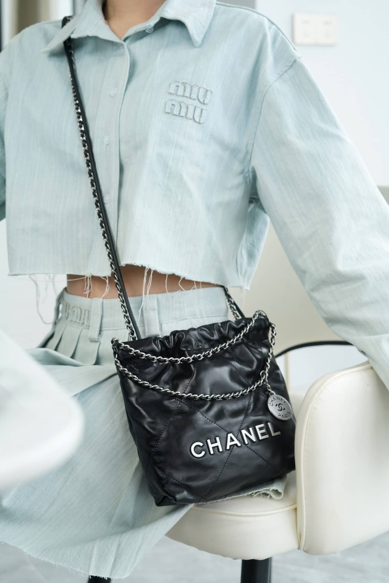 CC 22 Mini Handbag Black