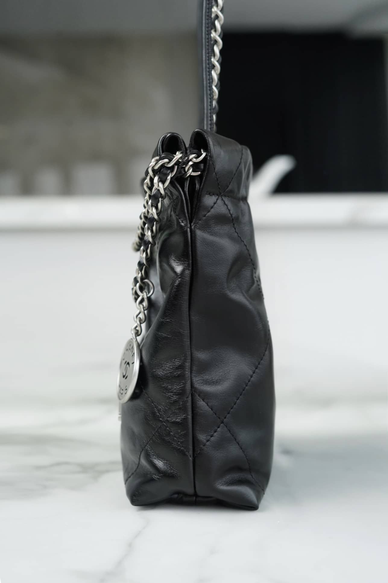CC 22 Mini Handbag Black