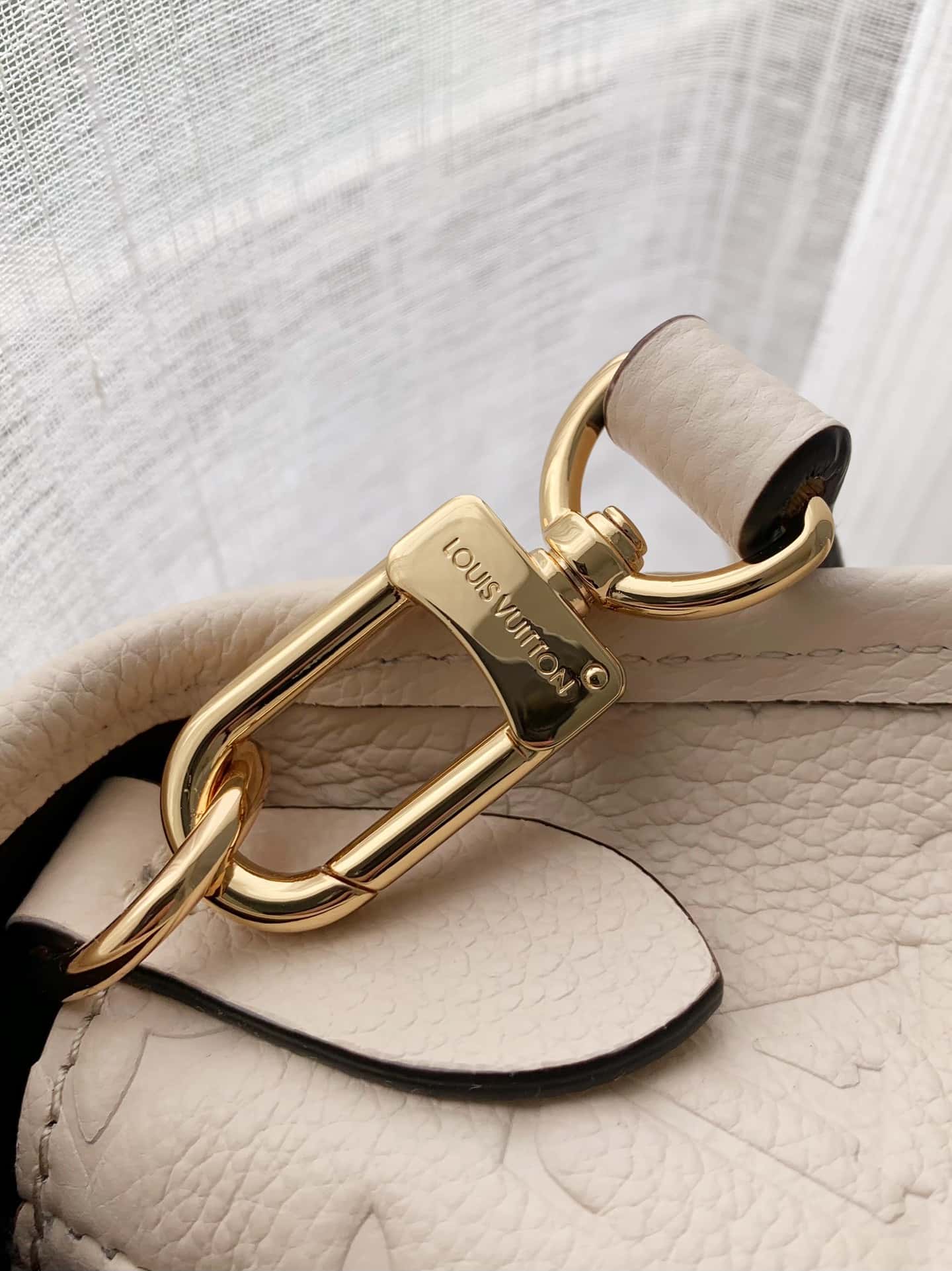 LV Diane Satchel Crème Beige