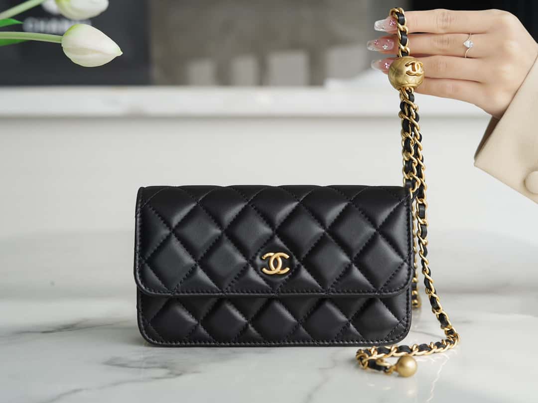 CC Flap Phone Holder with Chain Black