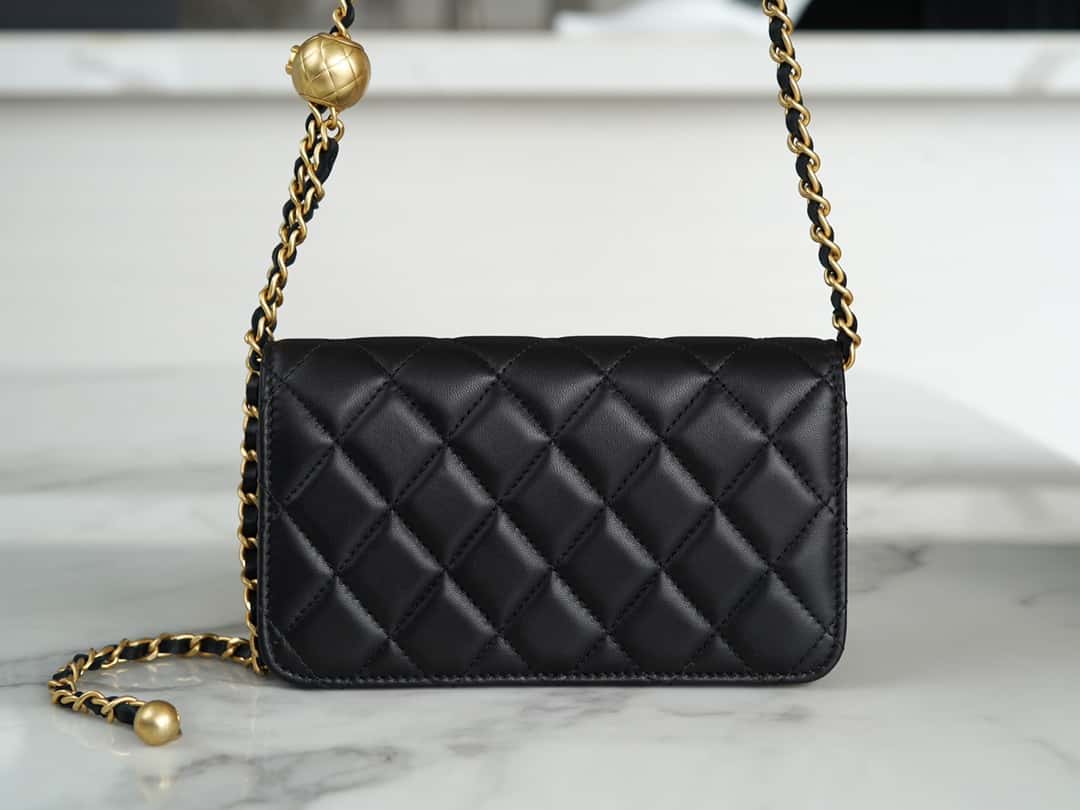 CC Flap Phone Holder with Chain Black