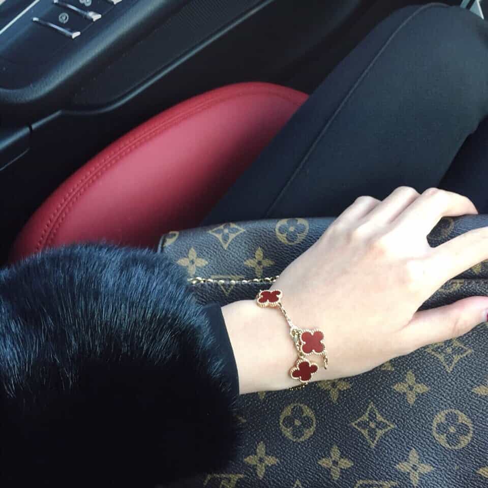 VAN CLEEFS & ARPELS 5 Clover Bracelet Carnelian