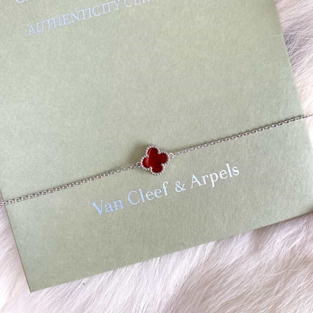VAN CLEEFS & ARPELS Clover Bracelet Silver