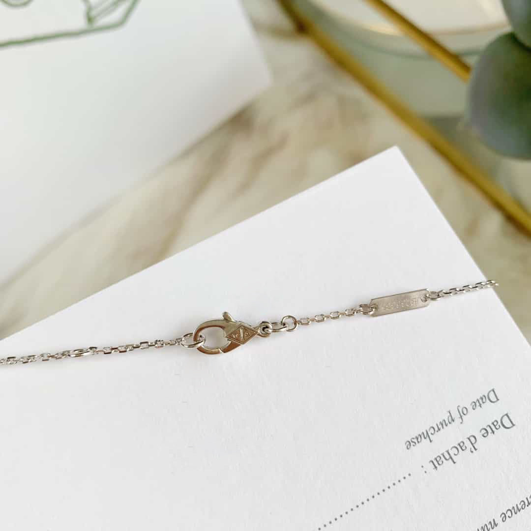 VAN CLEEFS & ARPELS Clover Bracelet Silver