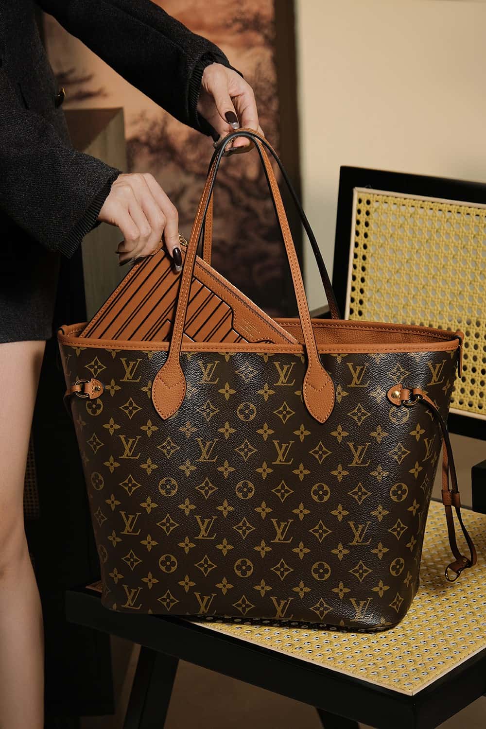 LV Neverfull Inside Out MM