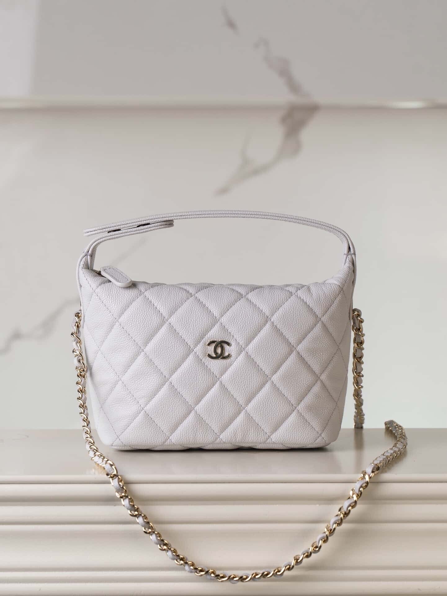 CC 25C Top Handle Hobo Bag Light Gray