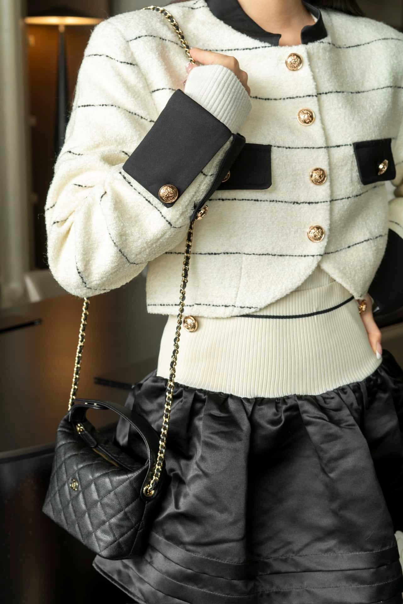 CC 25C Top Handle Hobo Bag Black