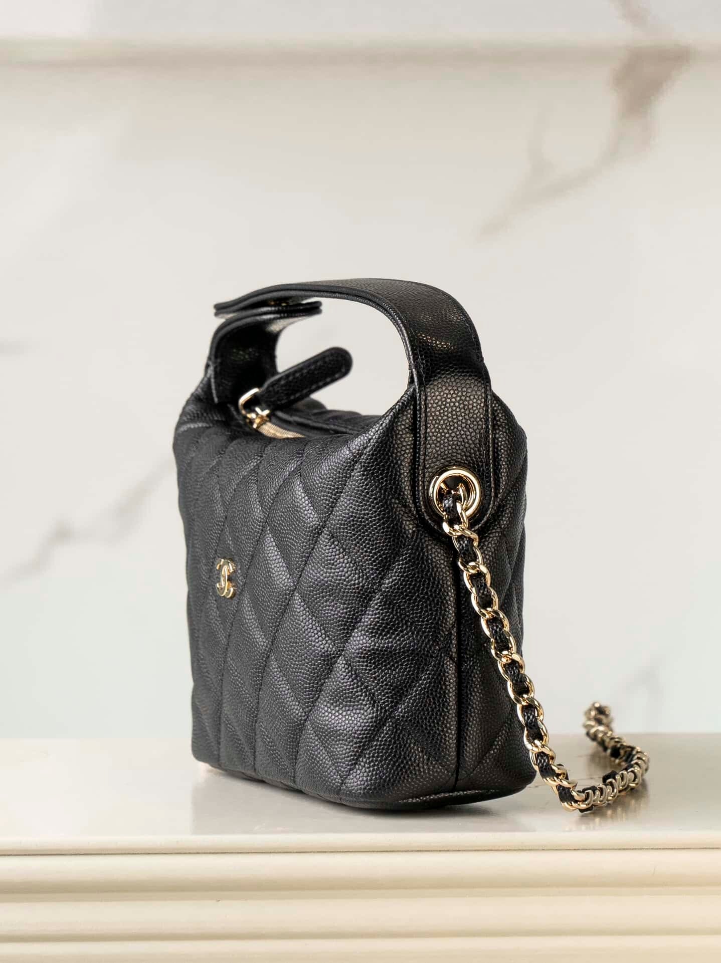 CC 25C Top Handle Hobo Bag Black