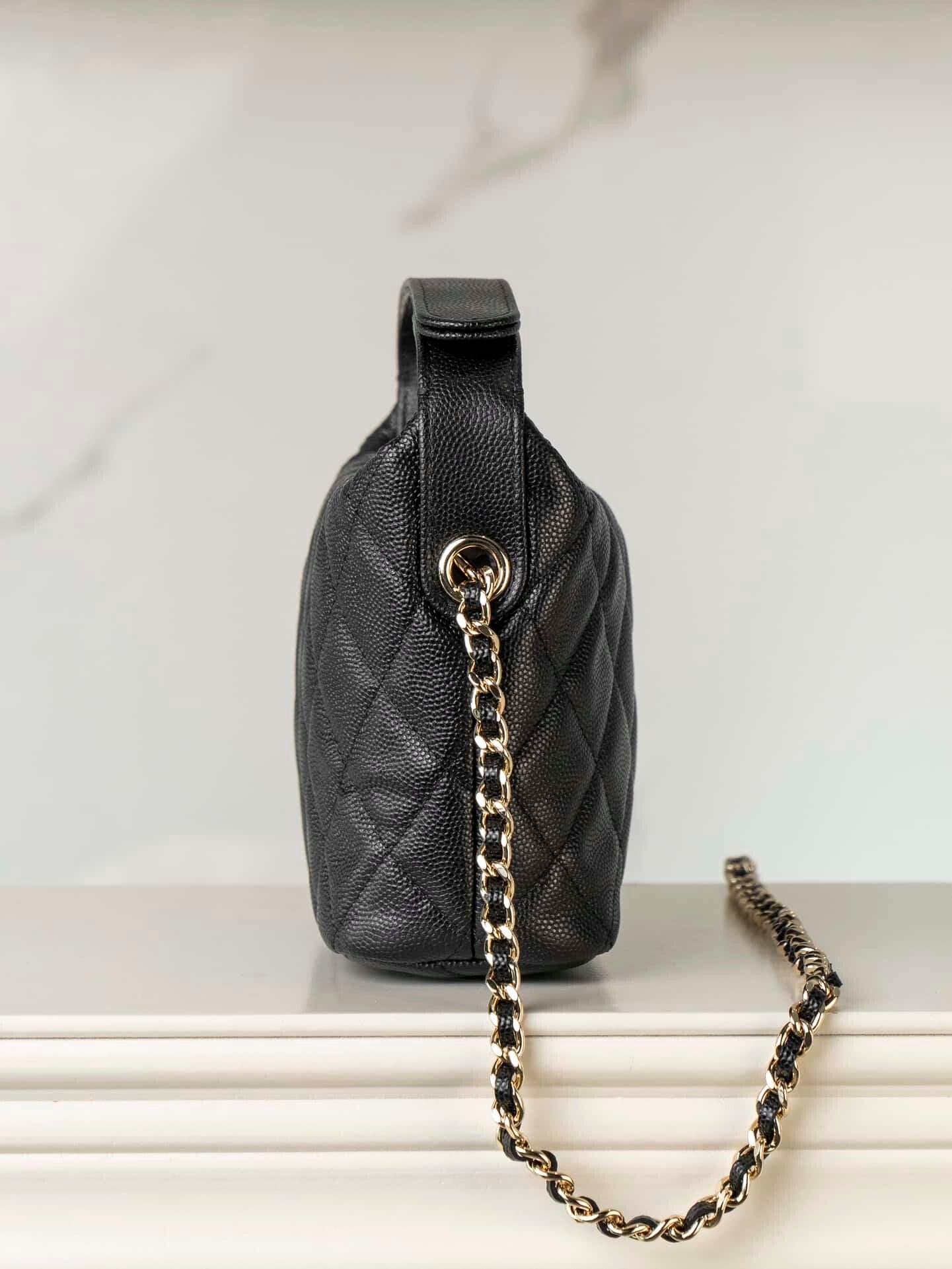 CC 25C Top Handle Hobo Bag Black