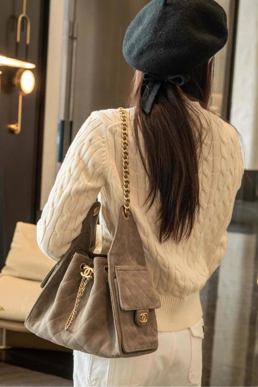 CC 25 Small Hobo Bag