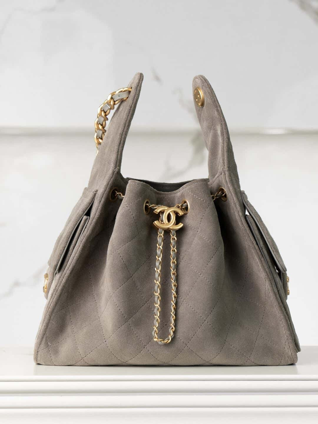 CC 25 Small Hobo Bag