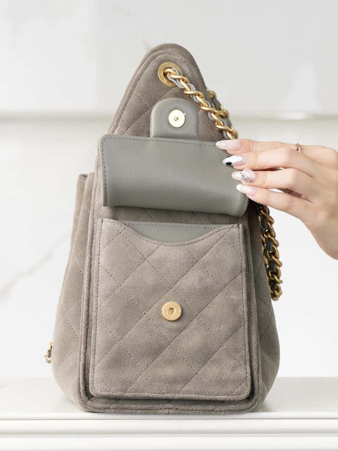 CC 25 Small Hobo Bag