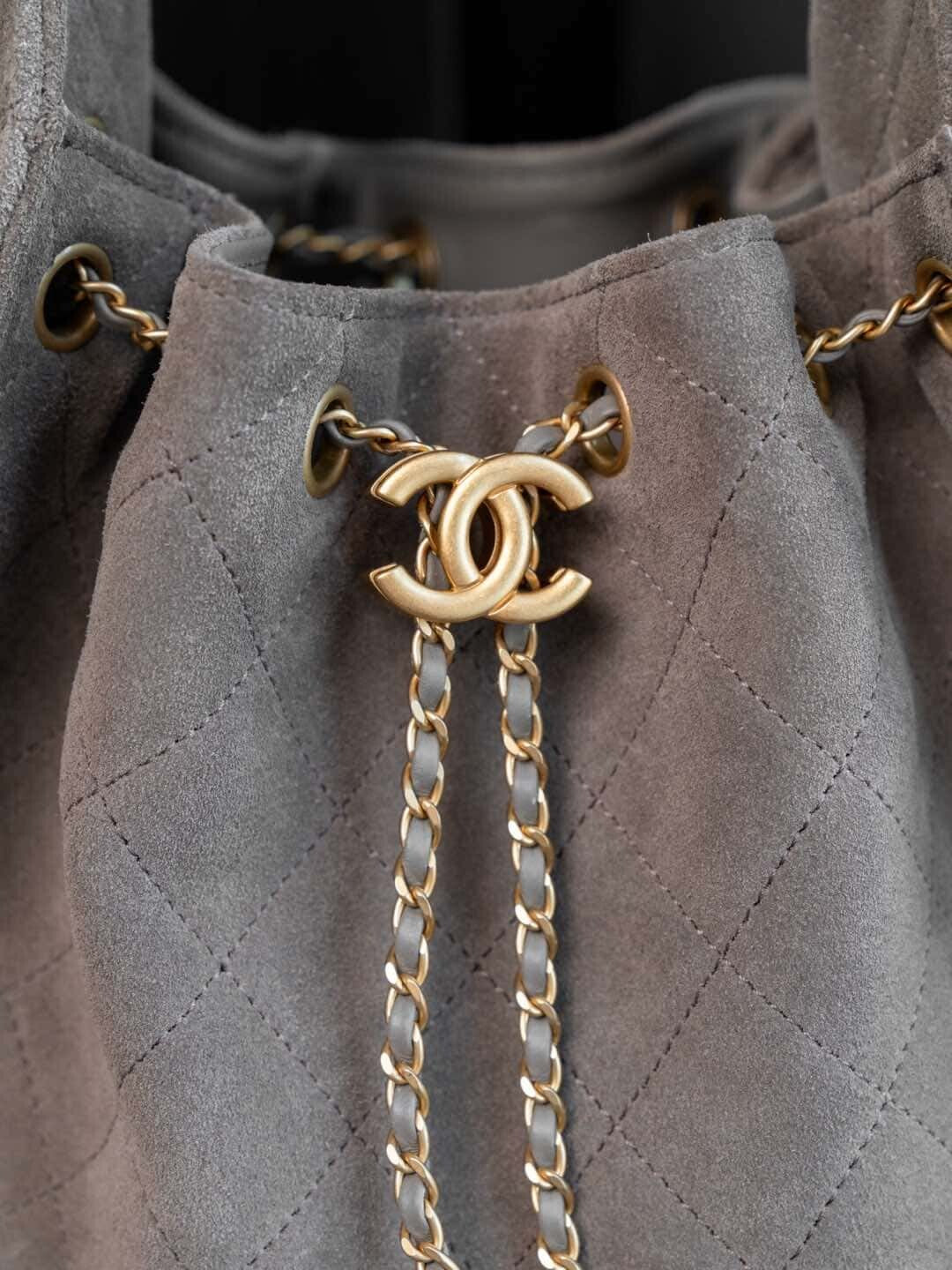 CC 25 Small Hobo Bag