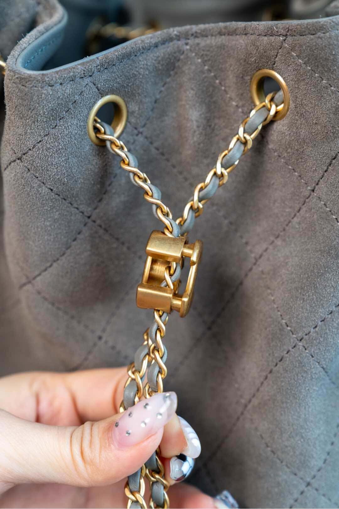CC 25 Small Hobo Bag