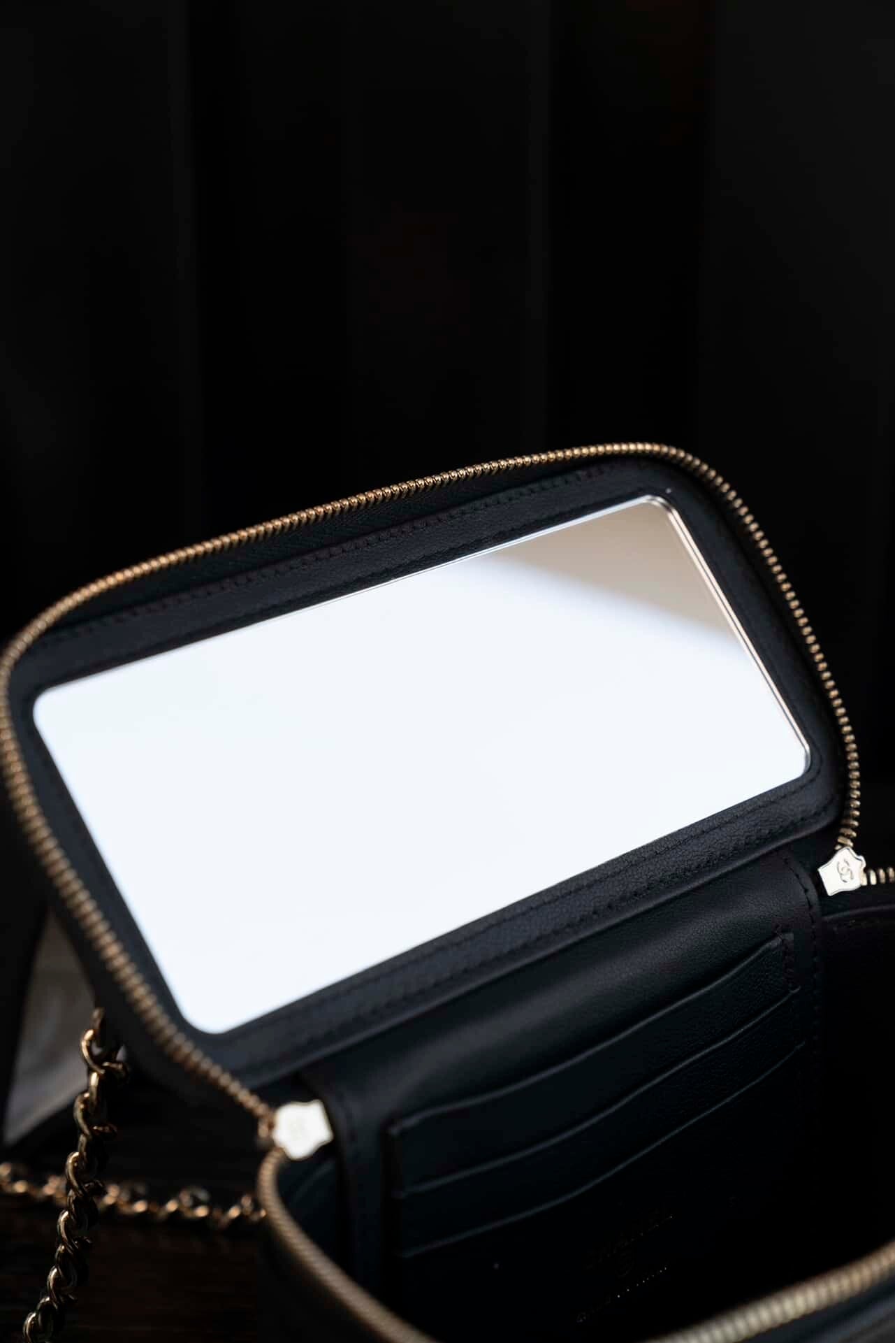 CC Long Vanity with Chain Black