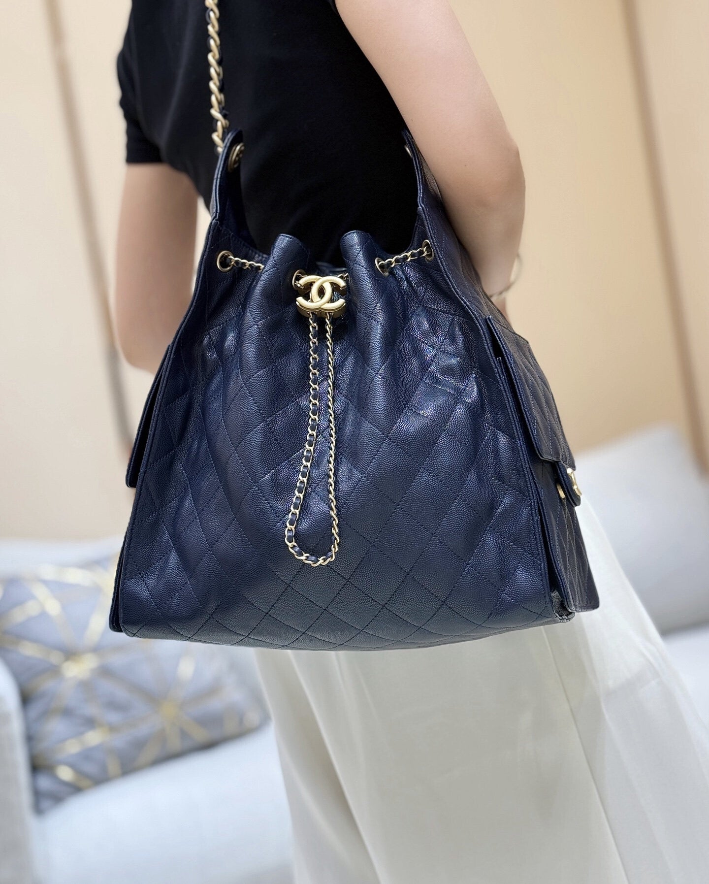 CC 25 Large Hobo Bag Navy