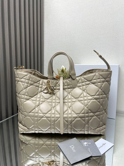 Toujours Bag Large