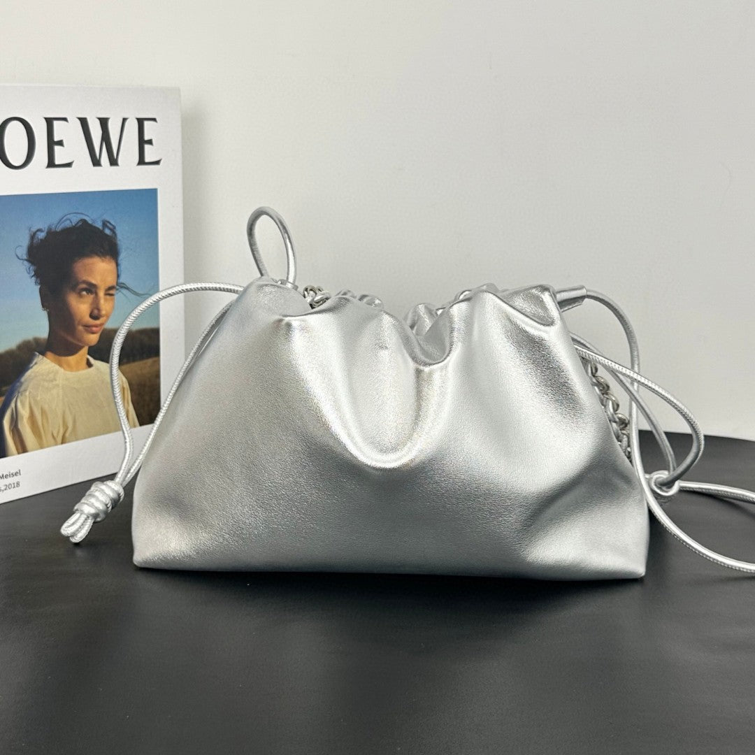 Flamenco Purse Medium Metallic Silver