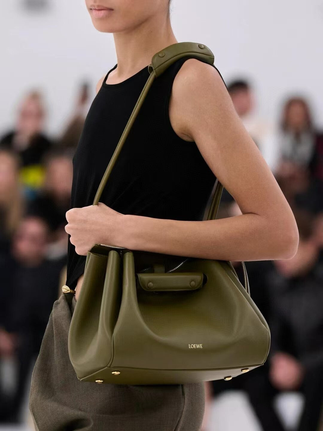 Madrid bag in supple calfskin Medium