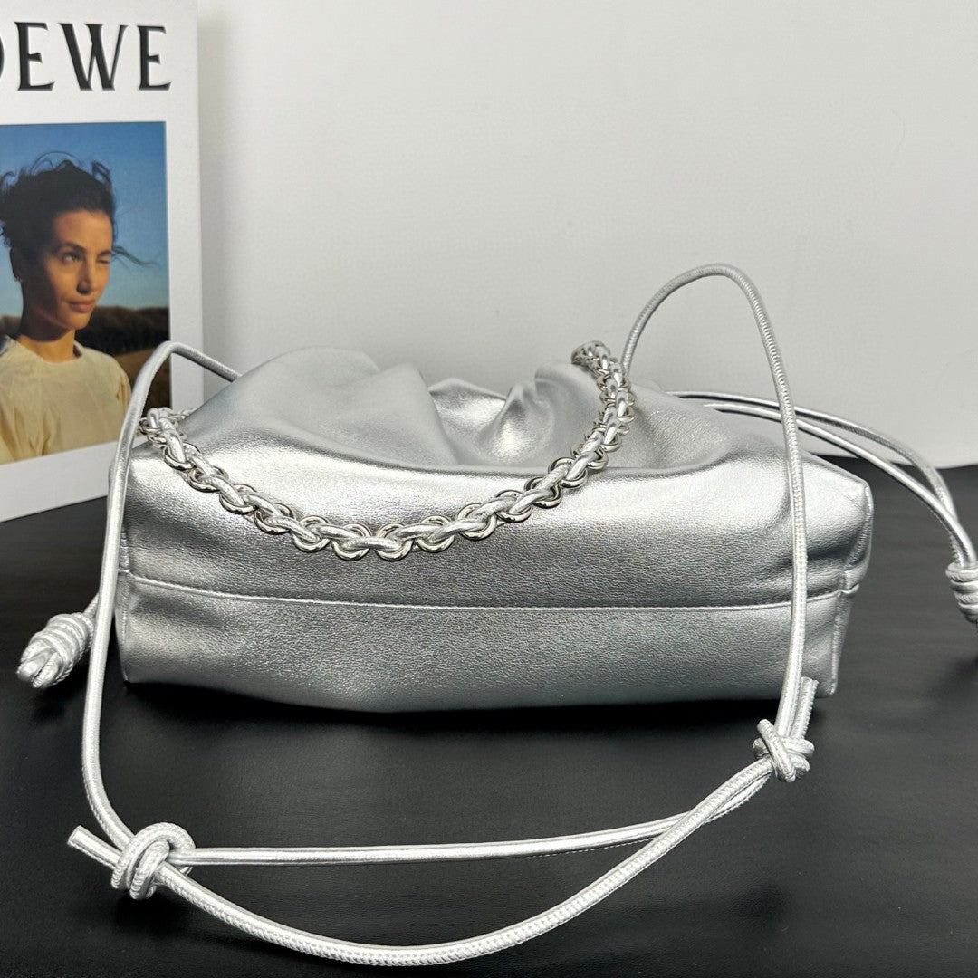 Flamenco Purse Medium Metallic Silver