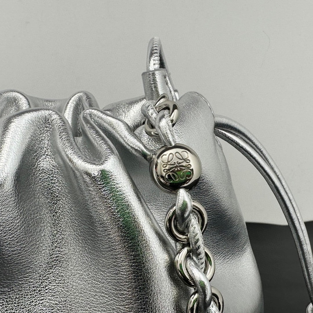 Flamenco Purse Medium Metallic Silver