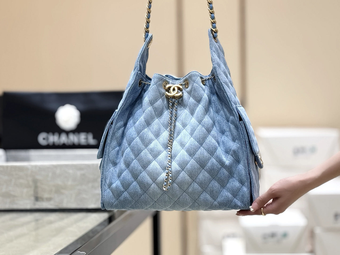 CC 25 Large Hobo Bag Light Denim