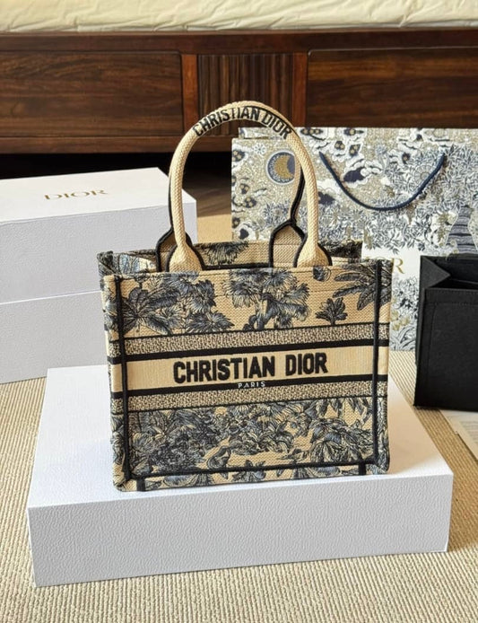 D Book Tote Khaki/Navy