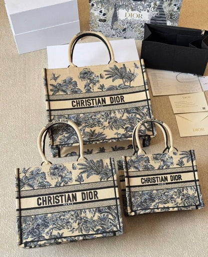 D Book Tote Khaki/Navy