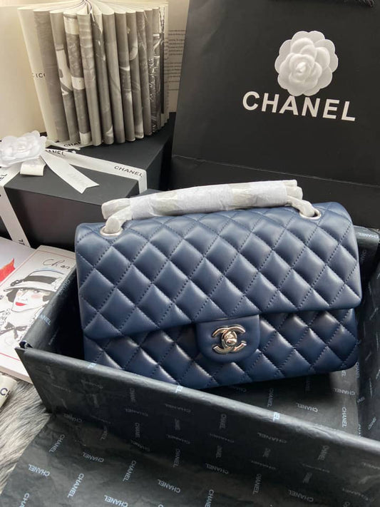 CHANEL Classic Flap Bag Navy