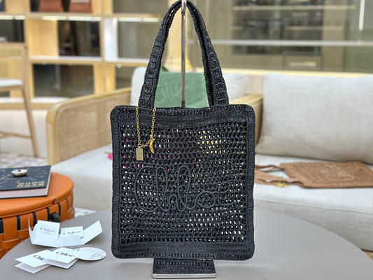 Banana Tote Bag In Raffia Black