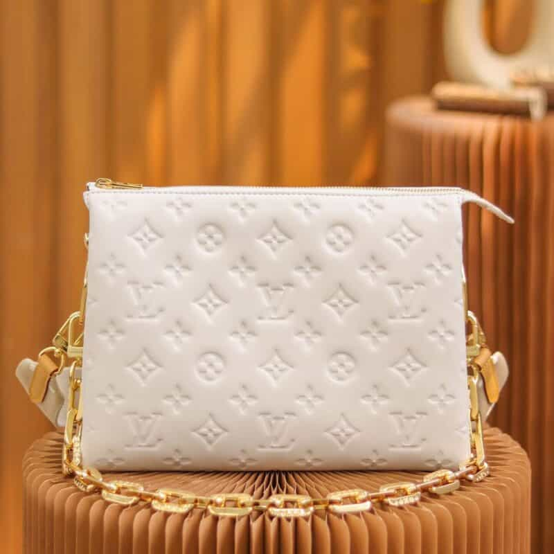 LOUIS VUITTON Coussin PM Cream