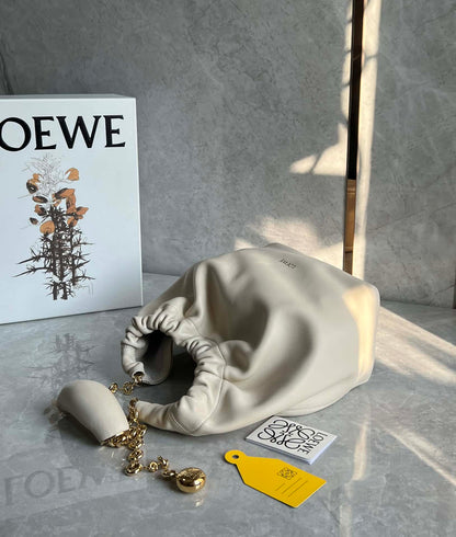 LOEWE Squeeze Bag White