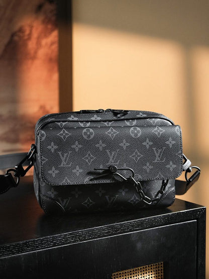 LV Steamer Messenger