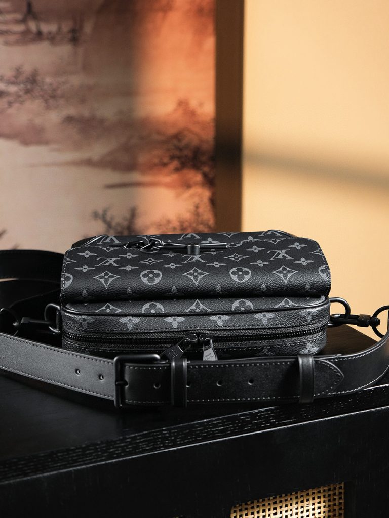 LV Steamer Messenger