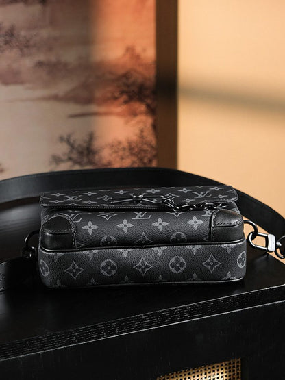 LV Steamer Messenger