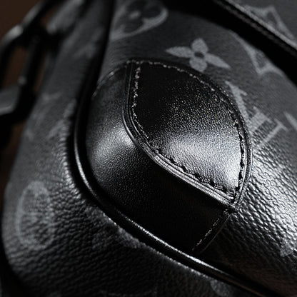 LV Steamer Messenger