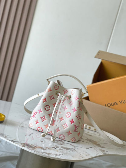 LV Neonoe BB