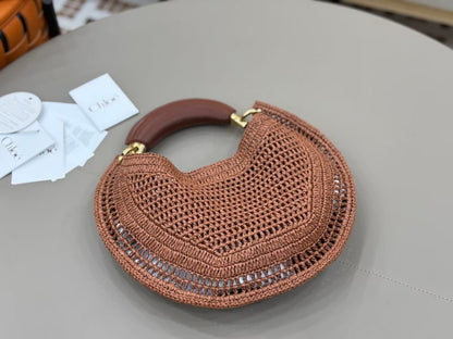 Banana Summer Boho Bag in Raffia Clay Brown